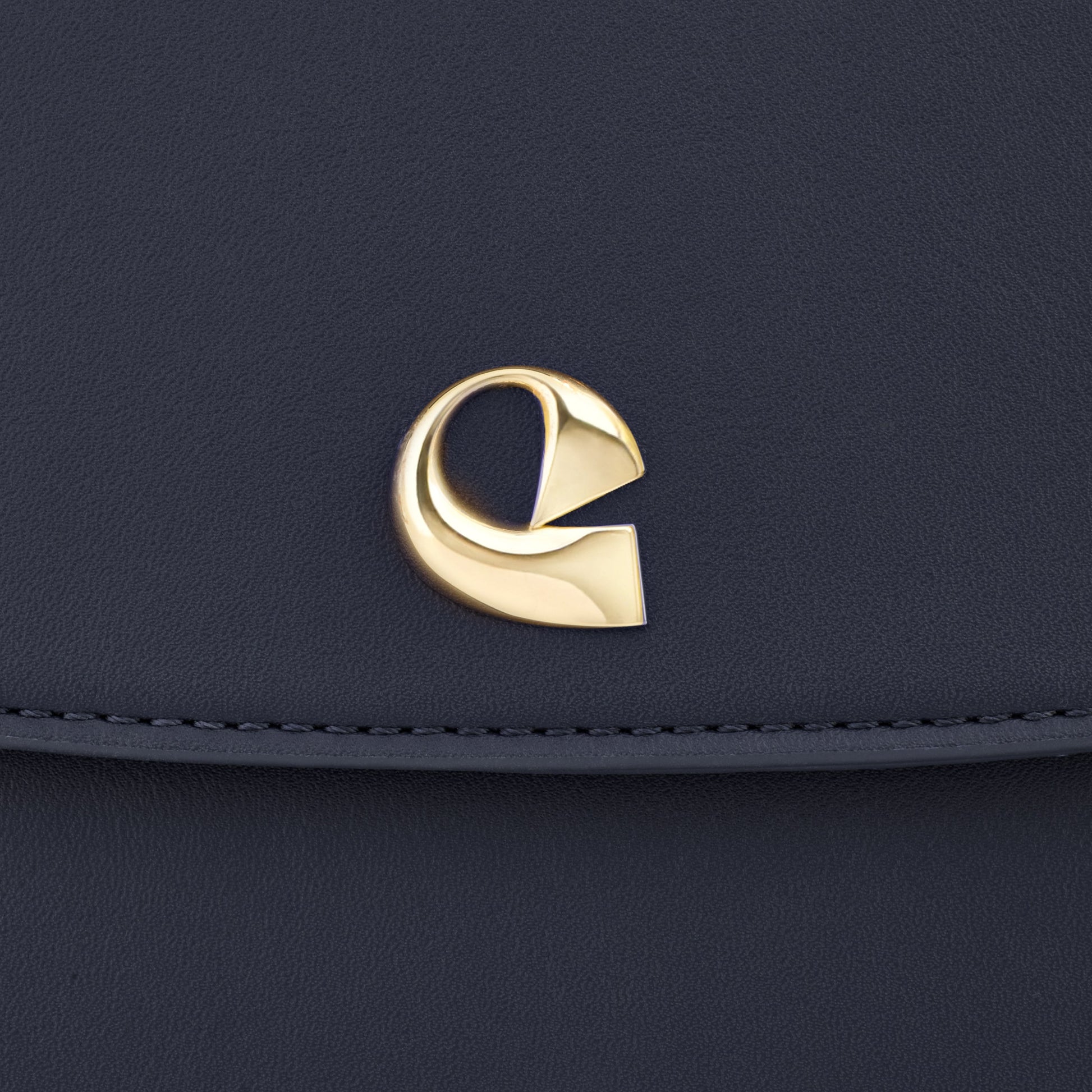 Sac Aura spacieuse - suede navy